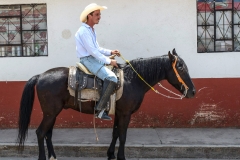 Riding-horseback-in-Zacatlan